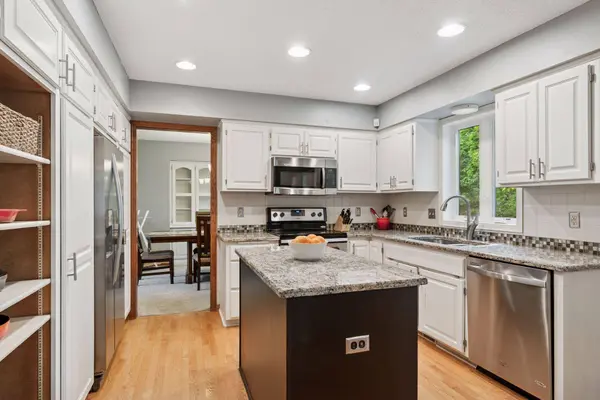 6363 Juneau LN N, Maple Grove, MN 55311