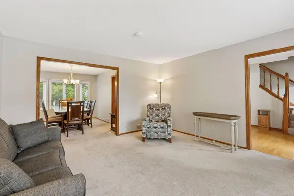 6363 Juneau LN N, Maple Grove, MN 55311