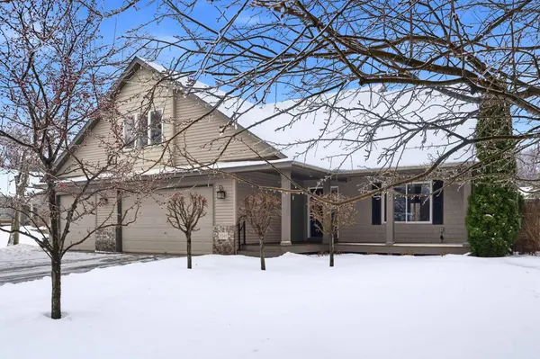 5243 202nd ST N, Forest Lake, MN 55025