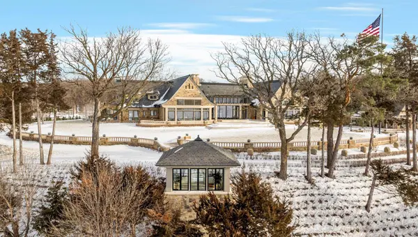 2770 Gale RD, Wayzata, MN 55391