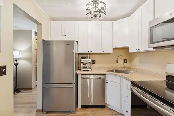 5430 Three Points Blvd #123, Mound, MN 55364