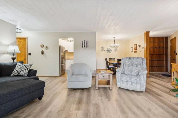 5430 Three Points Blvd #123, Mound, MN 55364