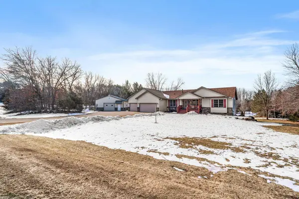 21820 Aztec ST NW, Oak Grove, MN 55303