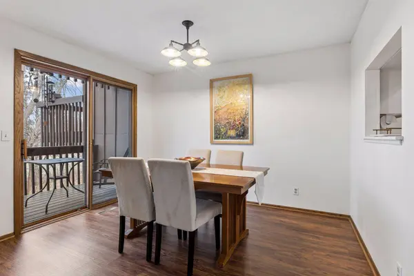 2627 Sumac RDG, White Bear Lake, MN 55110