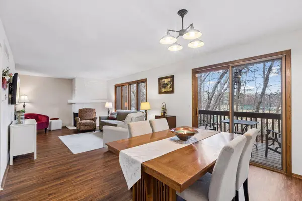 2627 Sumac RDG, White Bear Lake, MN 55110