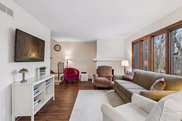 2627 Sumac RDG, White Bear Lake, MN 55110