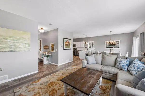 11466 75th ST NE, Albertville, MN 55301