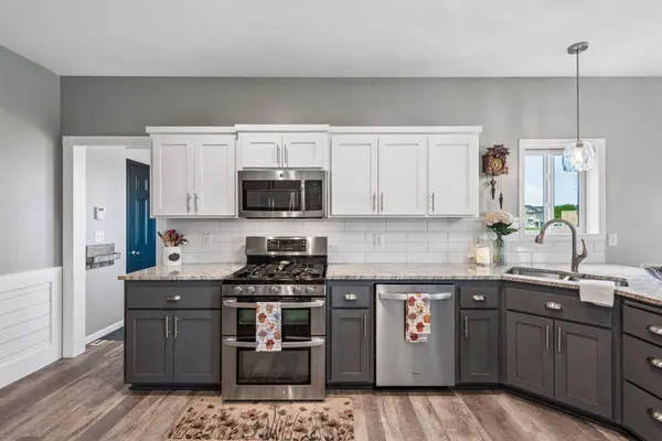 11466 75th ST NE, Albertville, MN 55301