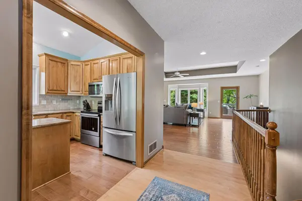 3930 Troy LN N, Minneapolis, MN 55446