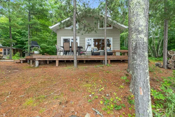 10401 Vermillion Point DR NE, Deer River, MN 56636