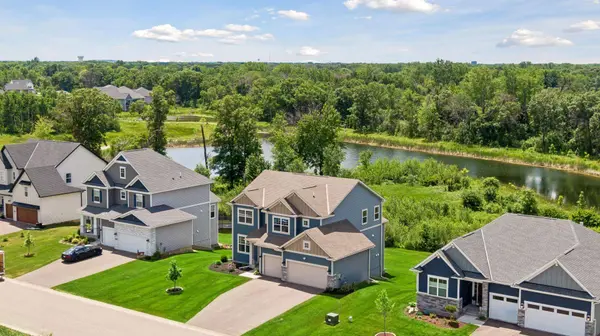 8143 Haywood DR, Lino Lakes, MN 55014