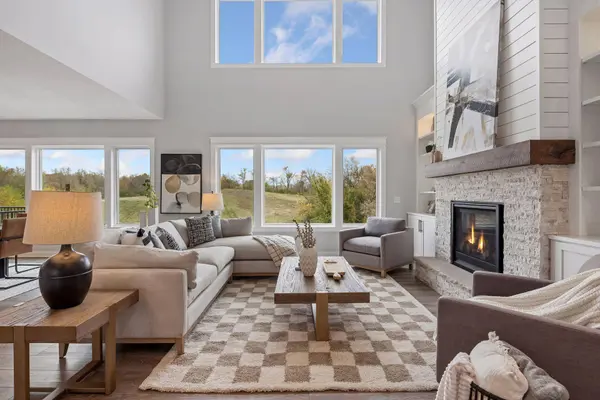 4580 204th ST E, Prior Lake, MN 55372