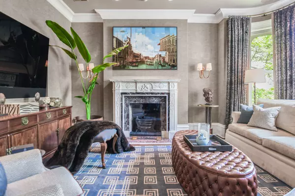 L2 - Family Room2 Edit