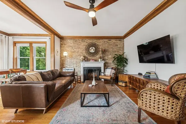 1412 W Bryn Mawr Avenue #3W, Chicago, IL 60660