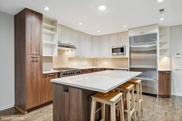 1904 N Mohawk Street #2, Chicago, IL 60614