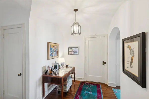 2440 N Lakeview Avenue #11C, Chicago, IL 60614