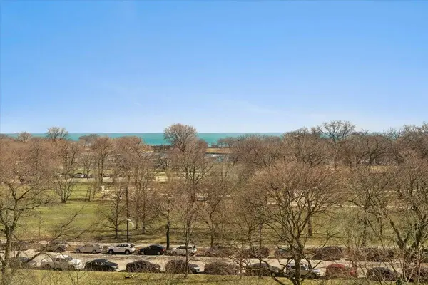 2626 N Lakeview AVE #607, Chicago, IL 60614