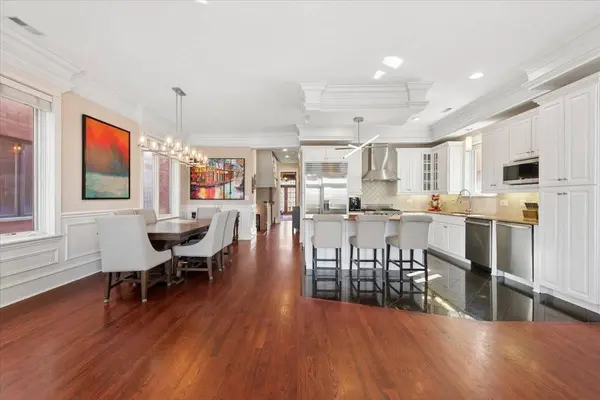 1359 N Mohawk Street #4, Chicago, IL 60610