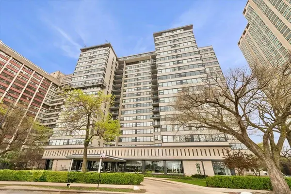 3440 N Lake Shore DR #14B, Chicago, IL 60657