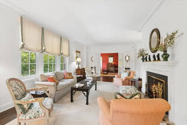 1501 Hinman AVE #4B, Evanston, IL 60201