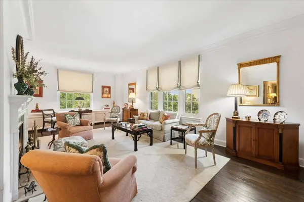 1501 Hinman AVE #4B, Evanston, IL 60201