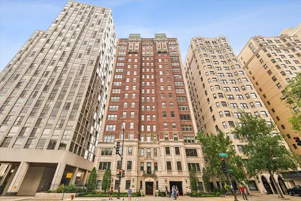 399 W Fullerton Pkwy #3W