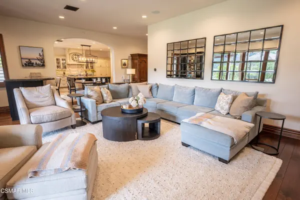 61 Williamsburg Way, Thousand Oaks, CA 91361