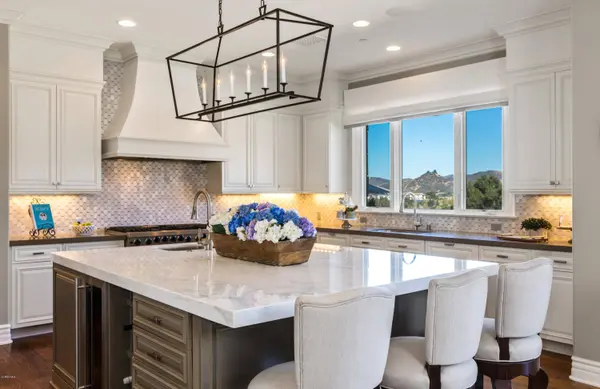 2705 Elderoak Road, Thousand Oaks, CA 91361