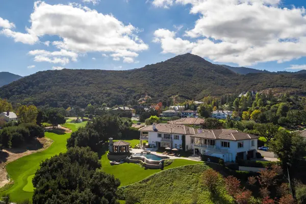 2705 Elderoak Road, Thousand Oaks, CA 91361