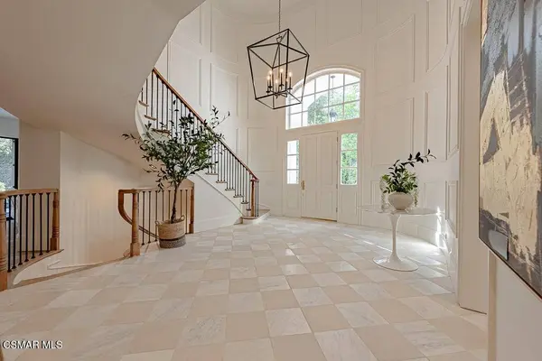 2313 Heatherbank Court, Thousand Oaks, CA 91361