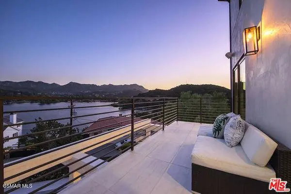 290 Lake Sherwood Drive, Lake Sherwood, CA 91361