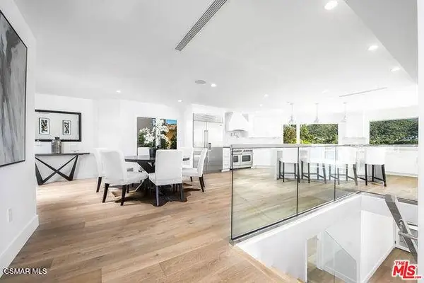290 Lake Sherwood Drive, Lake Sherwood, CA 91361