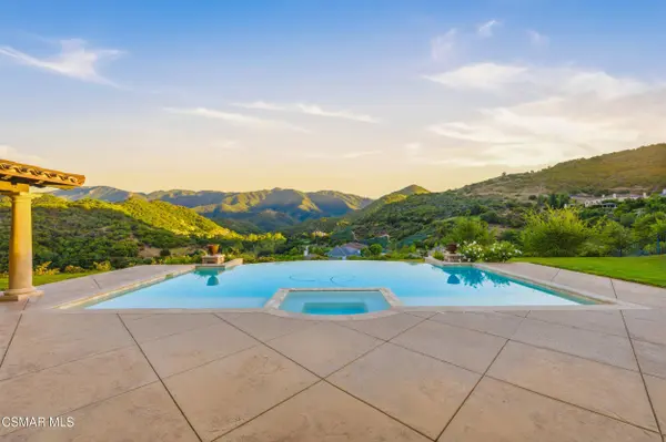 82 Queens Garden Drive, Westlake Village, CA 91361