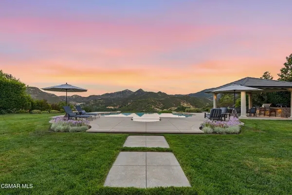 152 Hampstead Court, Westlake Village, CA 91361