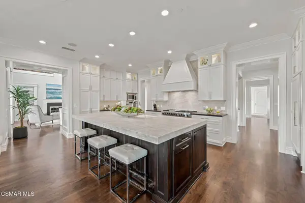 152 Hampstead Court, Westlake Village, CA 91361