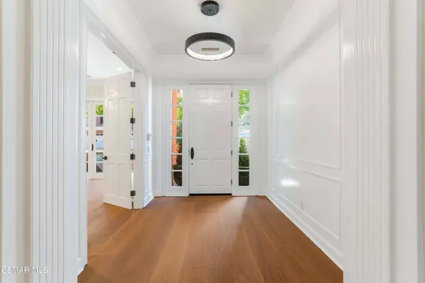 2306 Heatherbank Court, Thousand Oaks, CA 91361