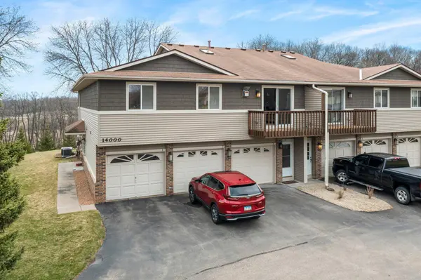 14000 44th PL N #3, Plymouth, MN 55446