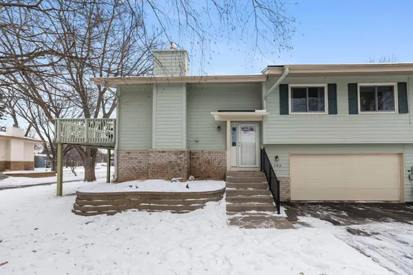 11313 Xavier RD, Bloomington, MN 55437