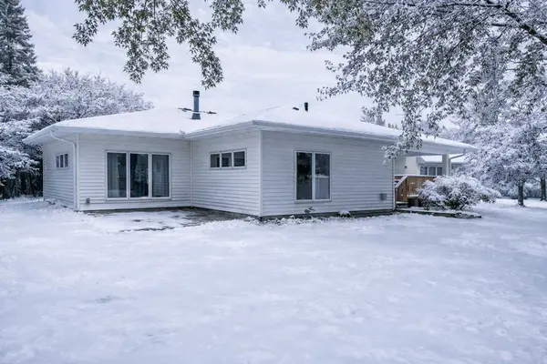 835 Gramsie RD, Shoreview, MN 55126
