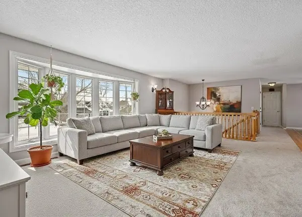 835 Gramsie RD, Shoreview, MN 55126