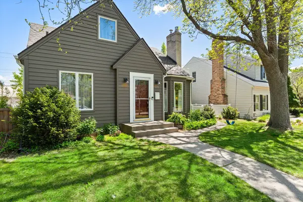 5515 Queen AVE S, Minneapolis, MN 55410