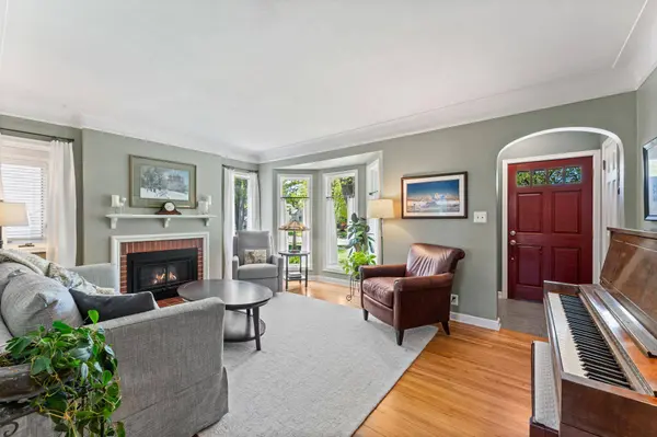 5515 Queen AVE S, Minneapolis, MN 55410
