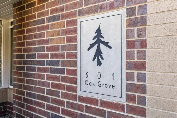301 Oak Grove ST #308, Minneapolis, MN 55403