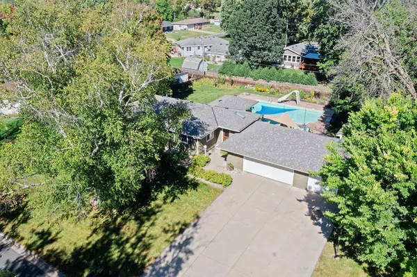 2508 W 140th ST, Burnsville, MN 55337
