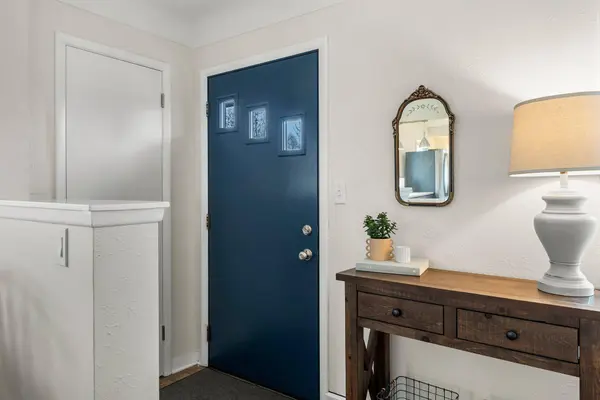 1606 Highland Pkwy, Saint Paul, MN 55116