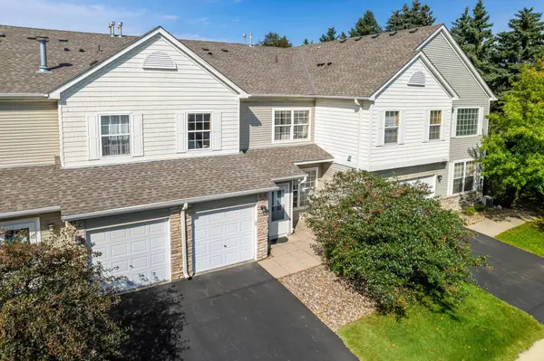 15056 Dunwood TRL #19, Apple Valley, MN 55124