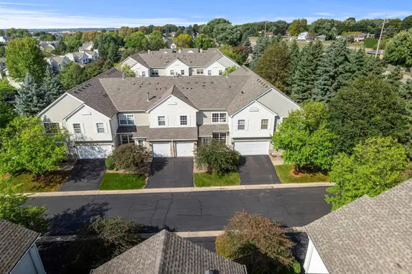 15056 Dunwood TRL #19, Apple Valley, MN 55124