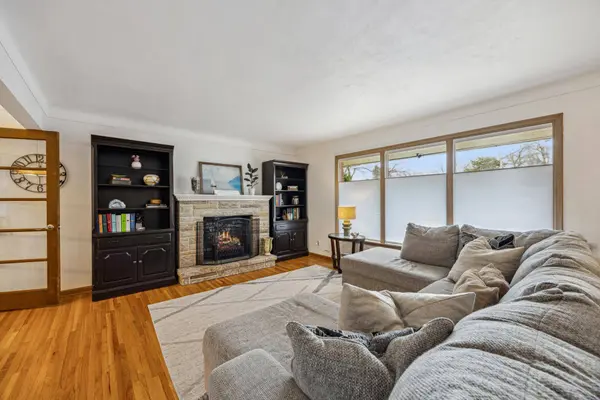 3803 Cranbrook DR, White Bear Lake, MN 55110