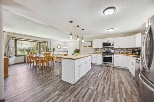 7562 Sunset AVE, Lino Lakes, MN 55014