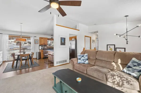 3710 Fox TRL, Saint Bonifacius, MN 55375